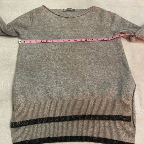 In cashmere Metallic Hi Low Hem Sweater 28208 - Picture 4 of 9